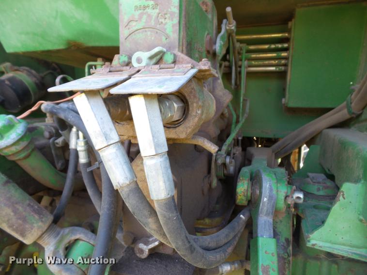 image for item K8222 1975 John Deere 4430 tractor