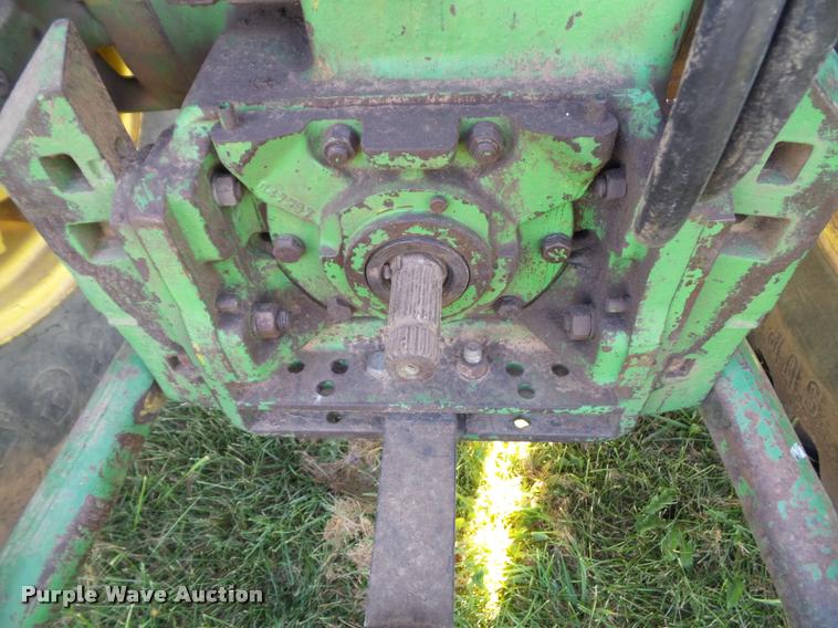 image for item K8222 1975 John Deere 4430 tractor
