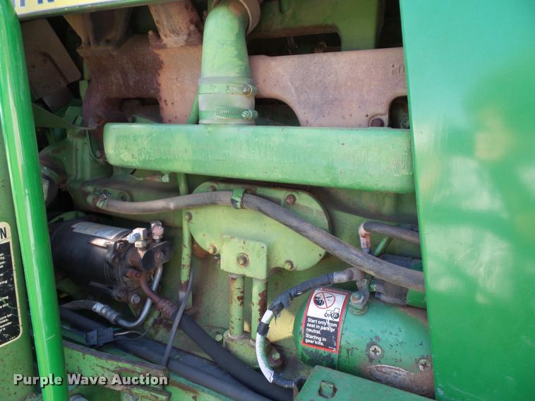 image for item K8222 1975 John Deere 4430 tractor