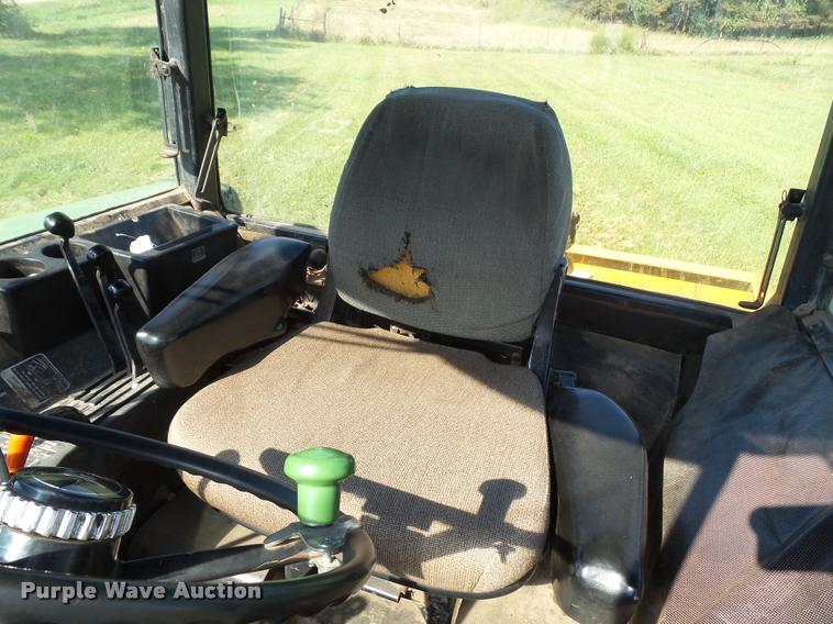 image for item K8222 1975 John Deere 4430 tractor