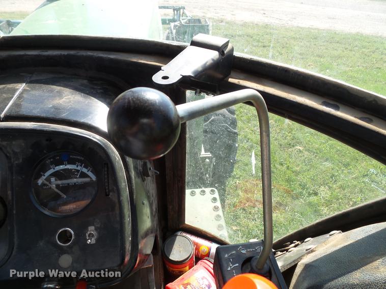 image for item K8222 1975 John Deere 4430 tractor