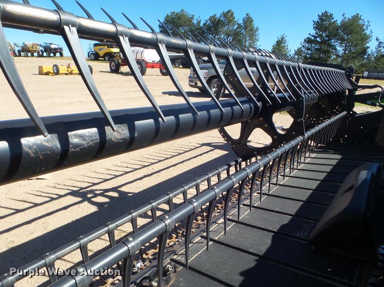 image for item L1667 2014 MacDon FD79 draper flex head