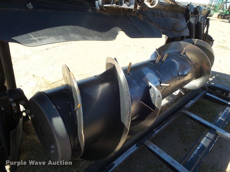 image for item L1667 2014 MacDon FD79 draper flex head