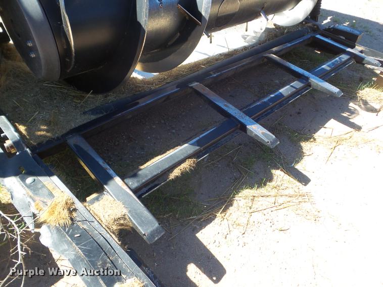 image for item L1667 2014 MacDon FD79 draper flex head