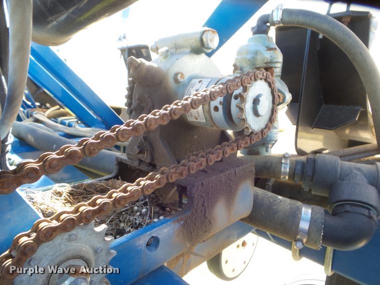 image for item L1680 2006 Kinze 3600 no-till planter