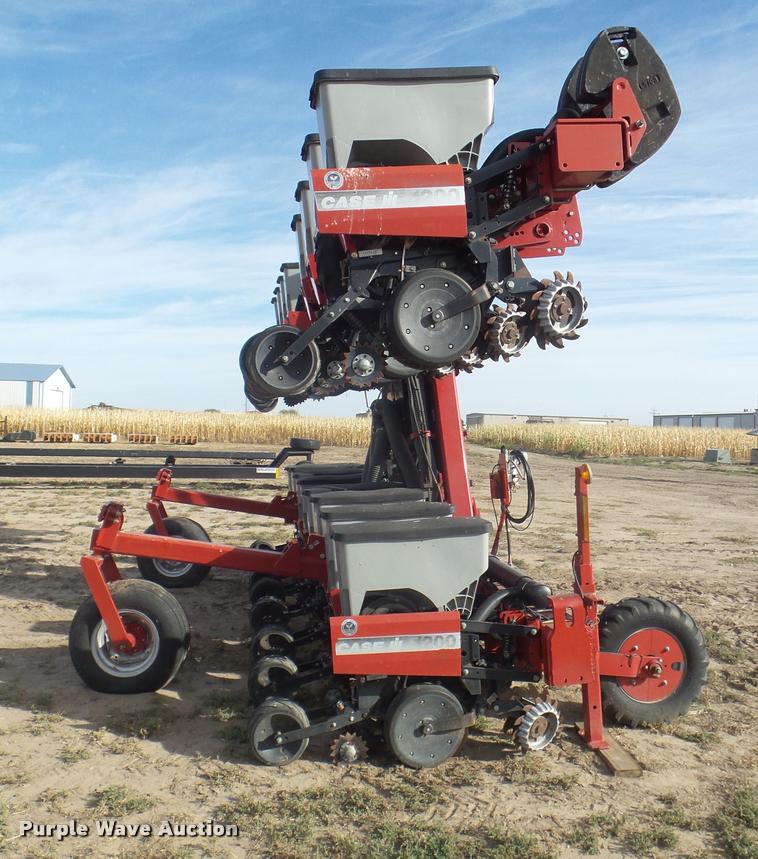 image for item L1681 2008 Case IH 1200 planter