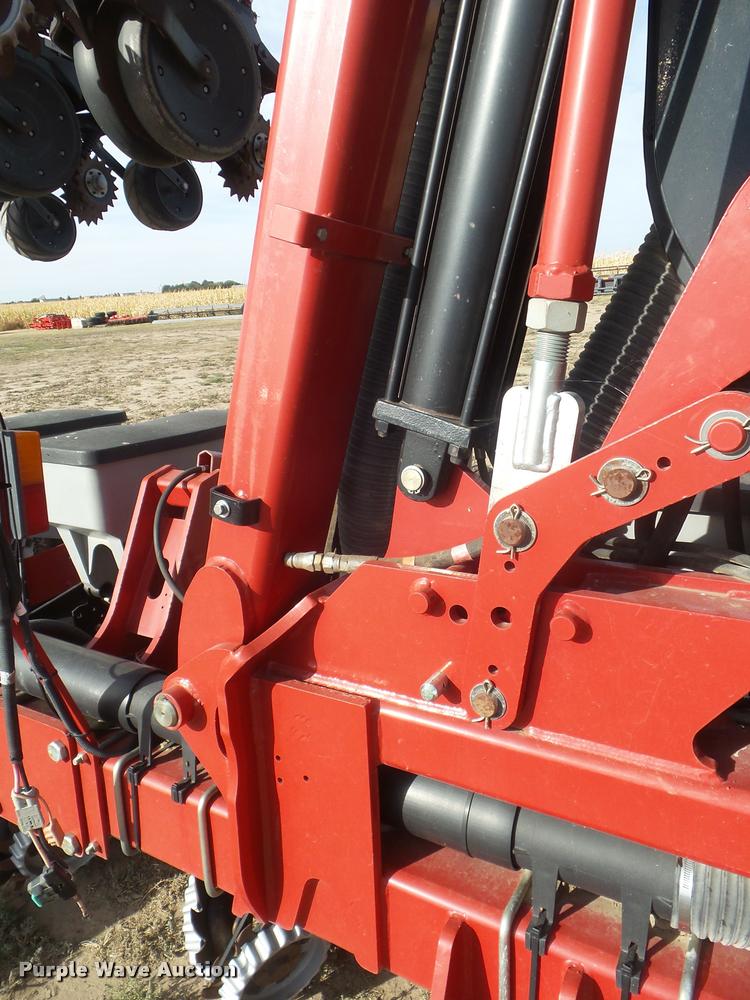 image for item L1681 2008 Case IH 1200 planter