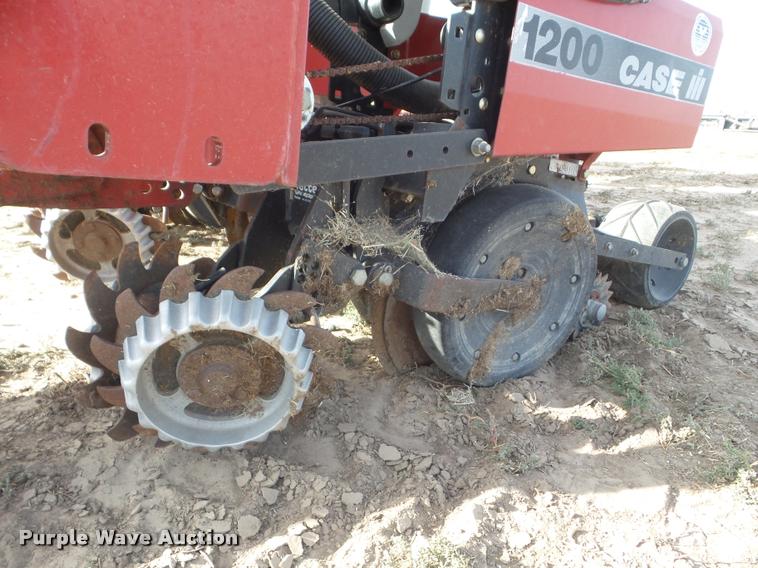 image for item L1681 2008 Case IH 1200 planter