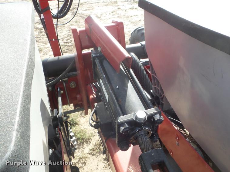 image for item L1681 2008 Case IH 1200 planter