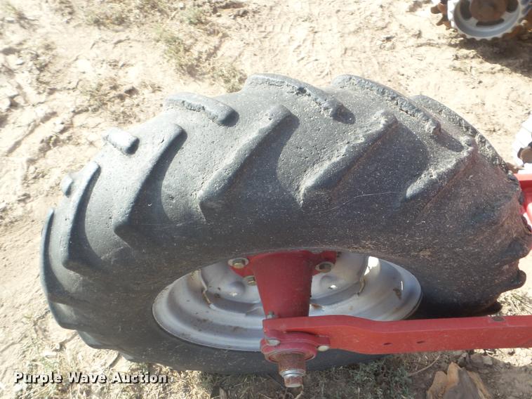 image for item L1681 2008 Case IH 1200 planter