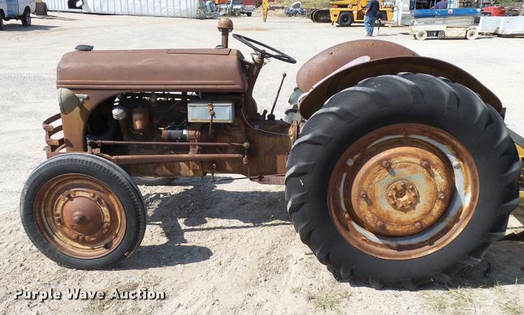 image for item L2688 Ford 9N tractor