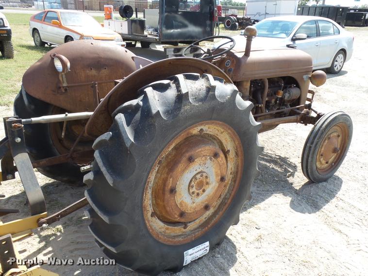 image for item L2688 Ford 9N tractor