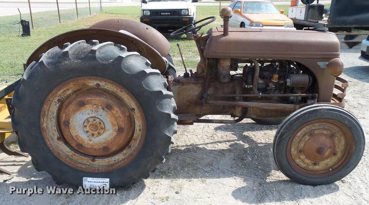 image for item L2688 Ford 9N tractor
