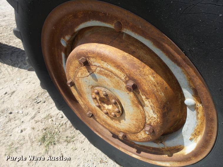 image for item L2688 Ford 9N tractor