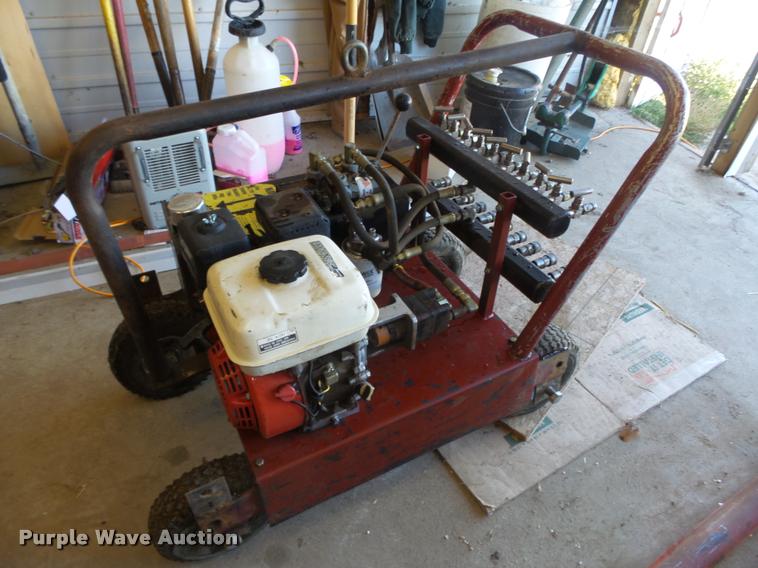 image for item L4088 Bainter grain bin jacking system