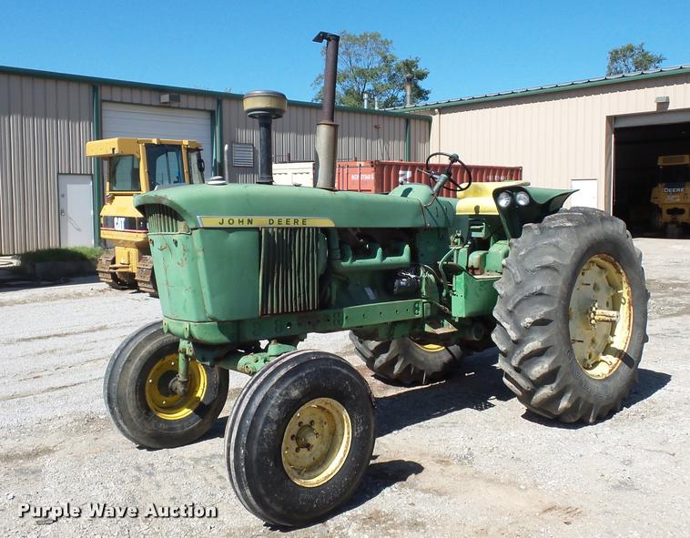 image for item L4260 John Deere 4020 tractor