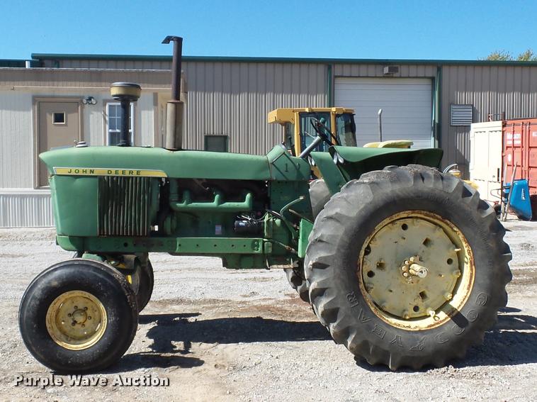 image for item L4260 John Deere 4020 tractor