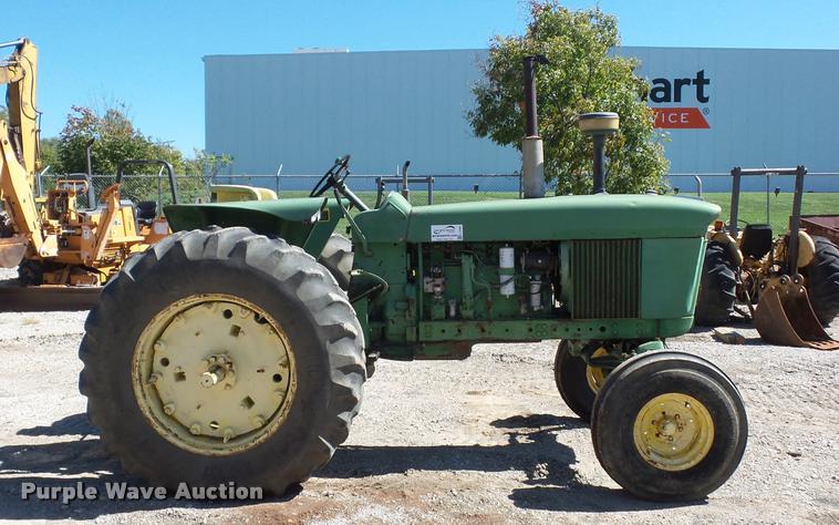 image for item L4260 John Deere 4020 tractor