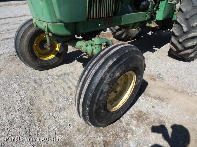 image for item L4260 John Deere 4020 tractor
