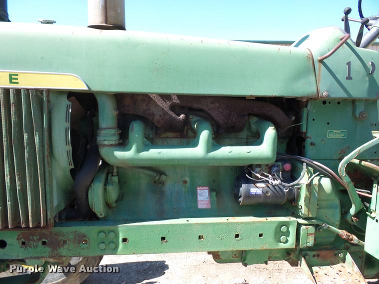 image for item L4260 John Deere 4020 tractor