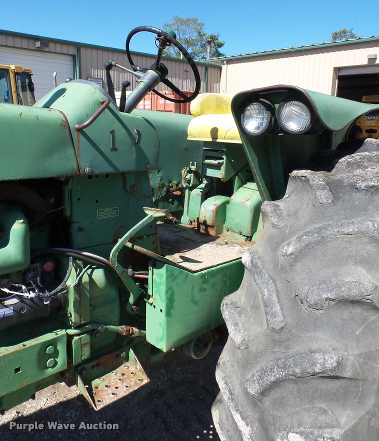 image for item L4260 John Deere 4020 tractor