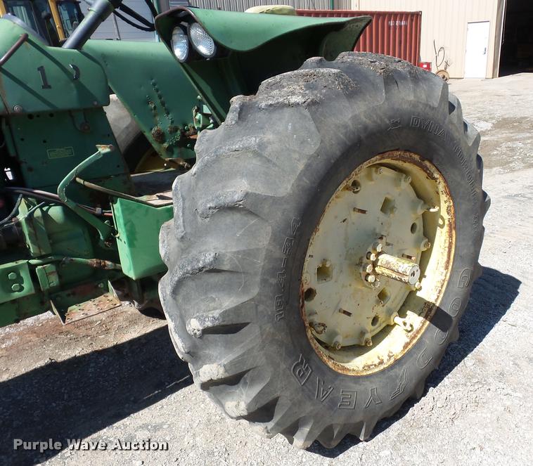 image for item L4260 John Deere 4020 tractor