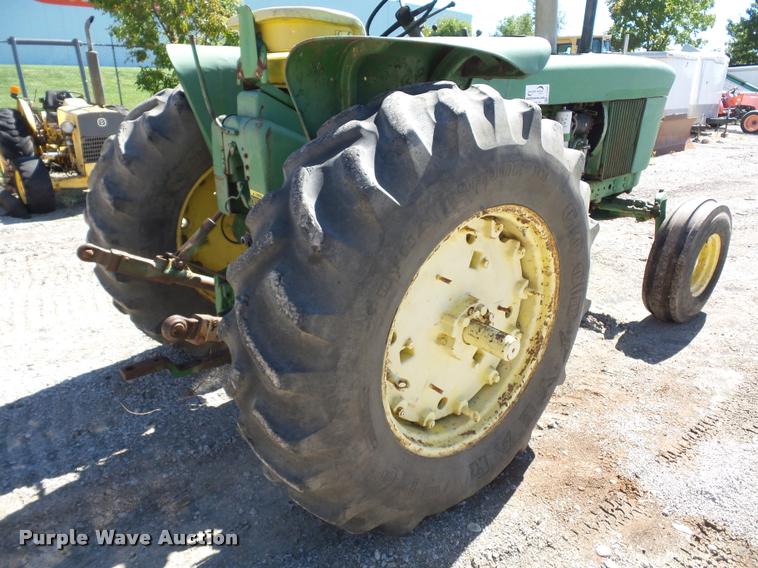 image for item L4260 John Deere 4020 tractor