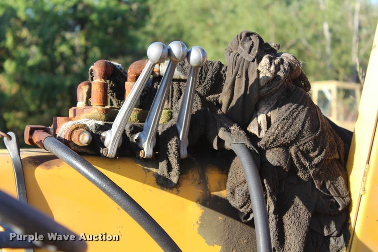 image for item L4794 Ford 6610 tractor