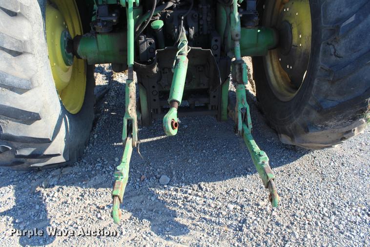 image for item L4799 2004 John Deere 6420 tractor