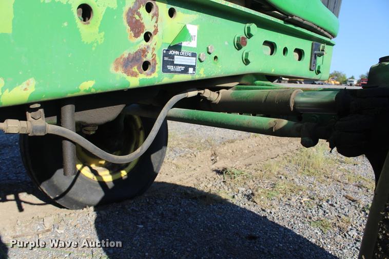 image for item L4799 2004 John Deere 6420 tractor