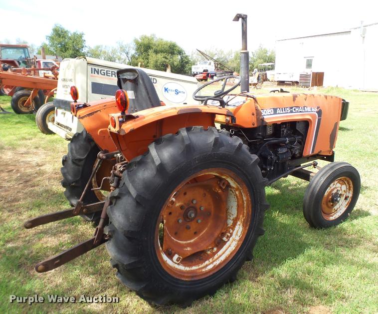 image for item L6626 1984 Allis Chalmers 5020 tractor