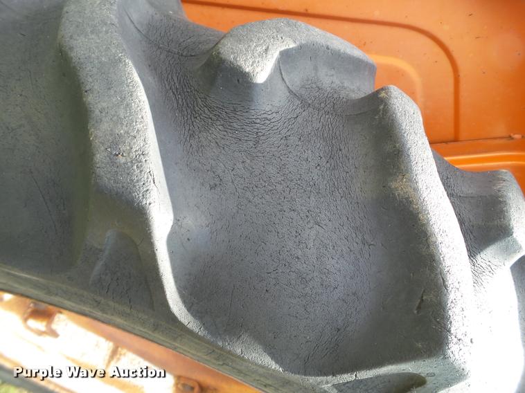 image for item L6626 1984 Allis Chalmers 5020 tractor