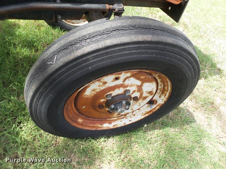 image for item L6626 1984 Allis Chalmers 5020 tractor