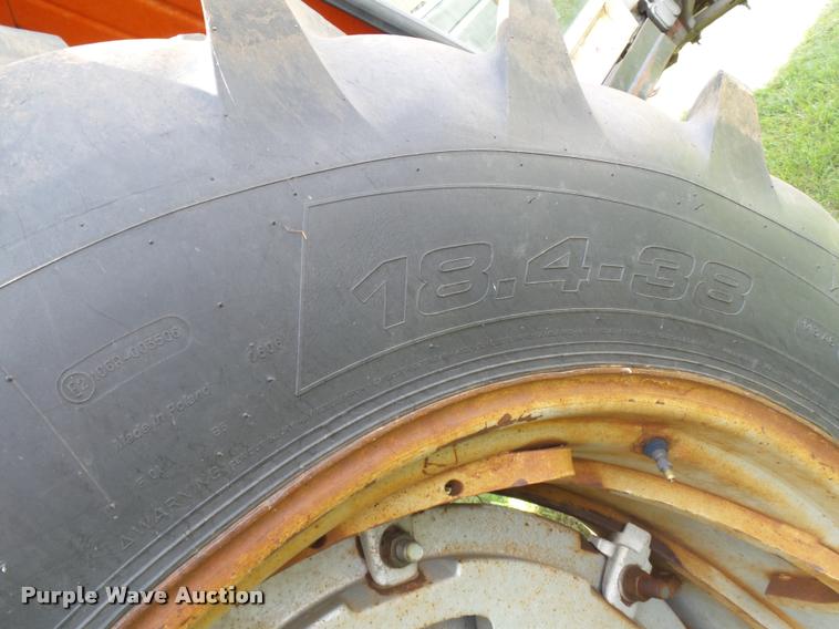 image for item L6631 1978 Massey-Ferguson 2675 tractor