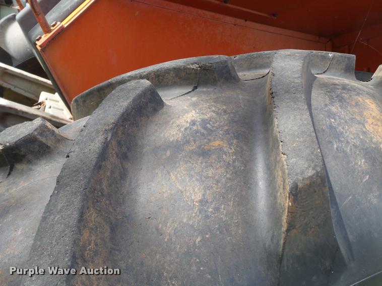 image for item L6631 1978 Massey-Ferguson 2675 tractor