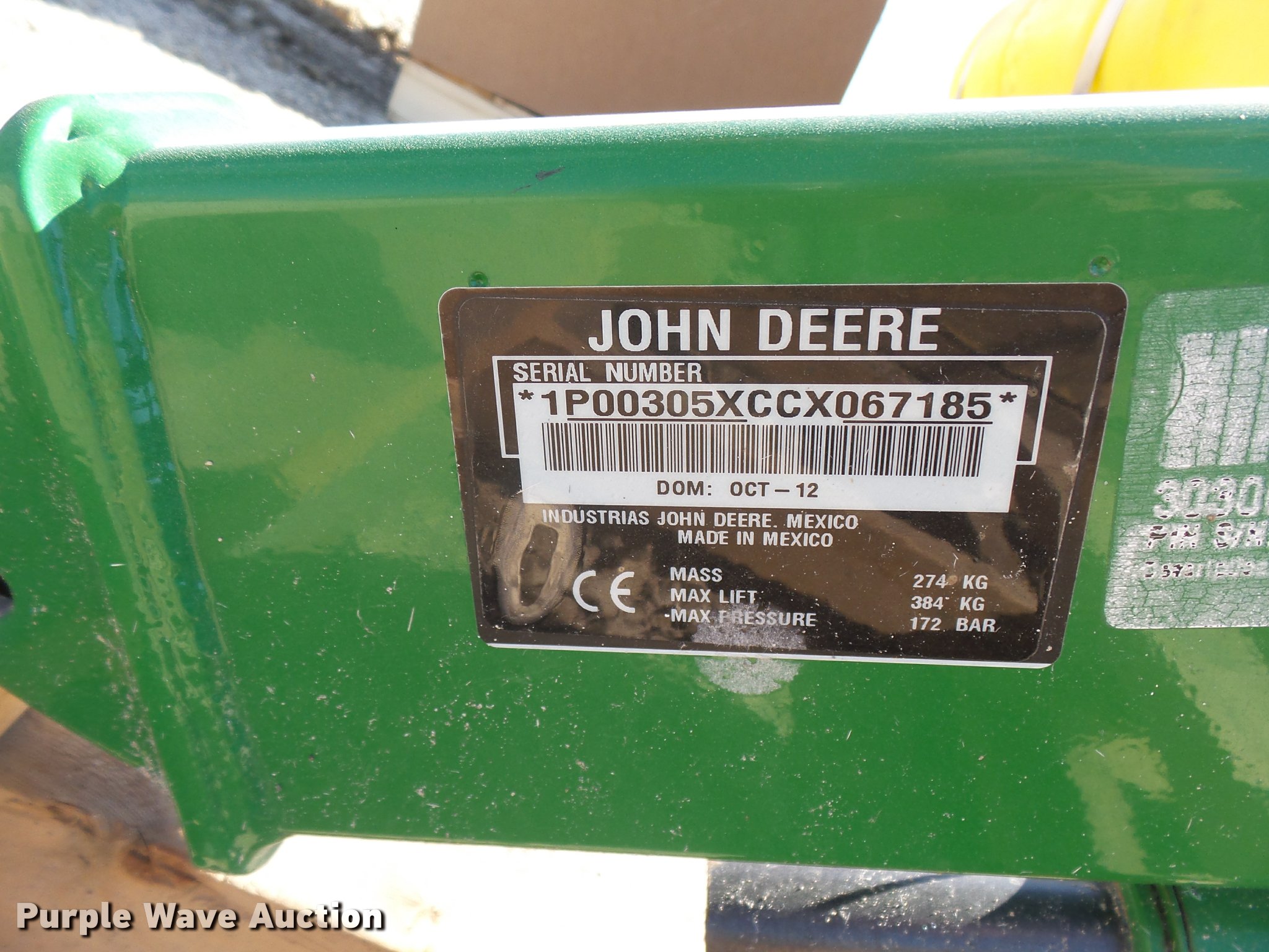John Deere 305 loader in Abilene, KS Item BU9776 sold Purple Wave