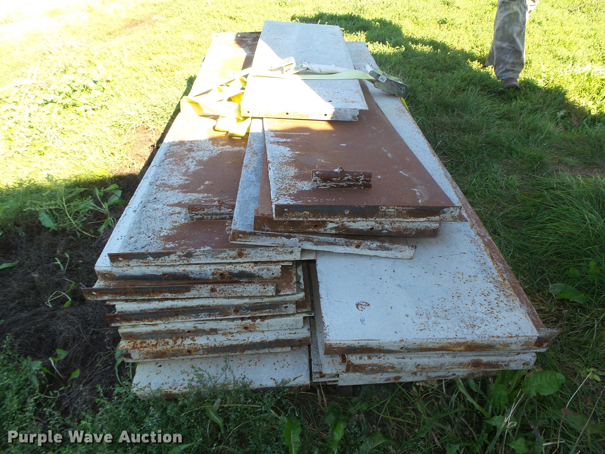 (25) concrete grain bin pad forms in Hartington, NE Item CA9265 sold