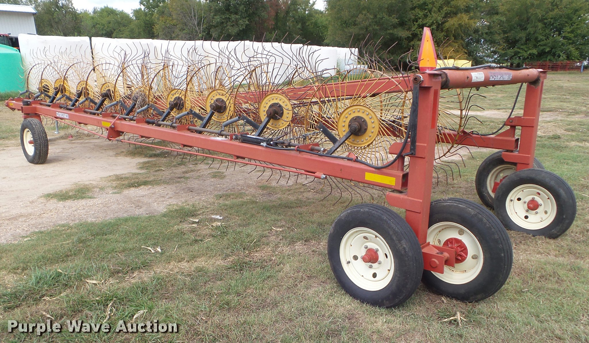 H&S hicapacity hay rake in Paris, TX Item DB3549 sold Purple Wave