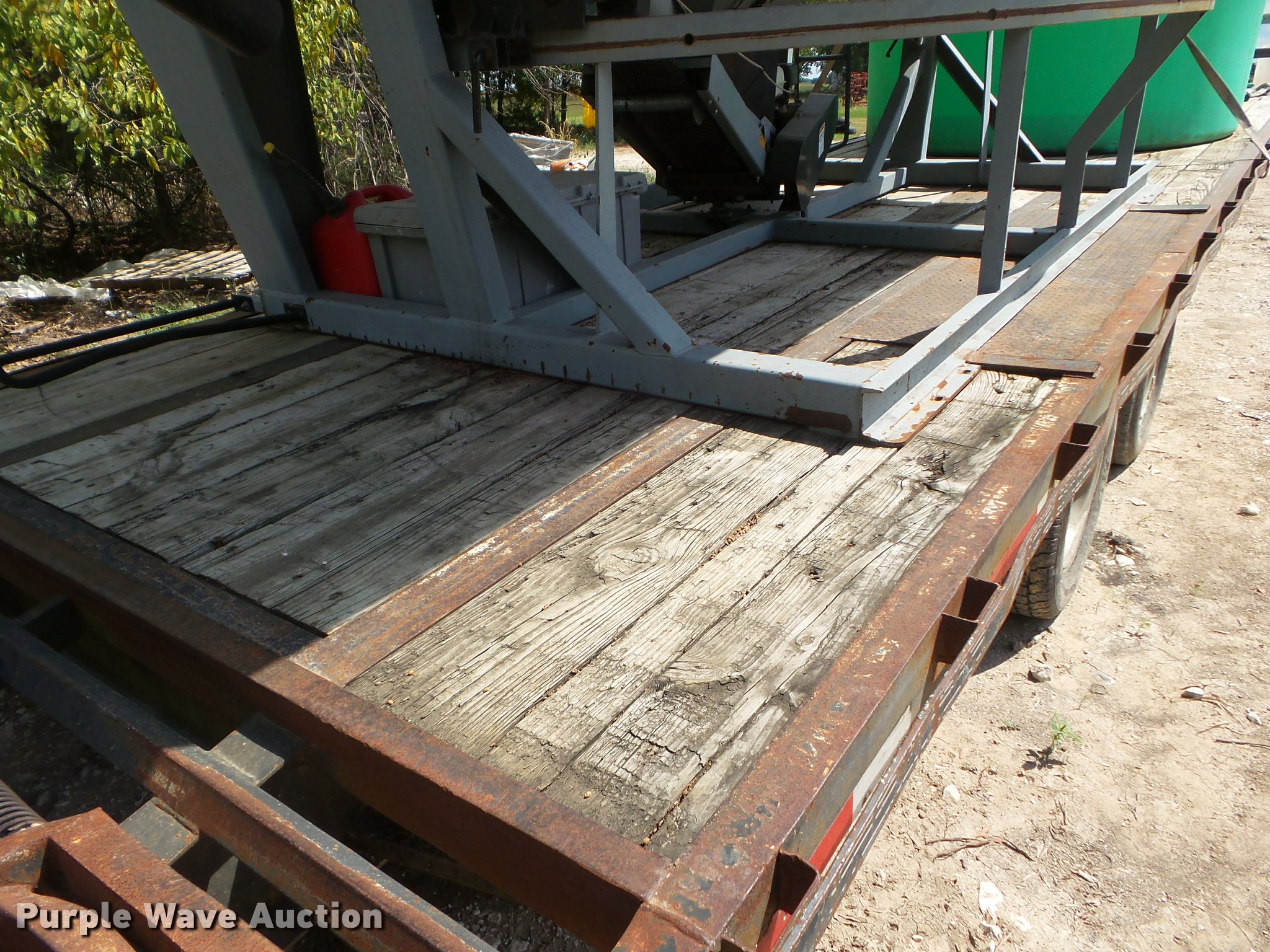 Equipment trailer in Paris, TX Item DB3552 for sale Purple Wave