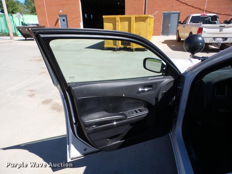 image for item AG9362 2011 Dodge Charger Police