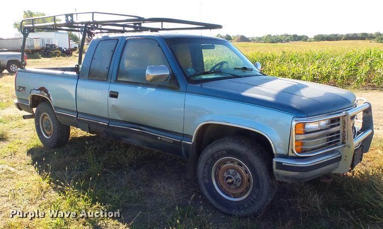 image for item AL9094 1991 Chevrolet 1500 Z71 Ext. Cab pickup truck
