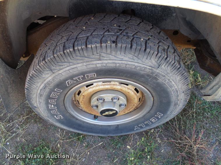 image for item AL9094 1991 Chevrolet 1500 Z71 Ext. Cab pickup truck