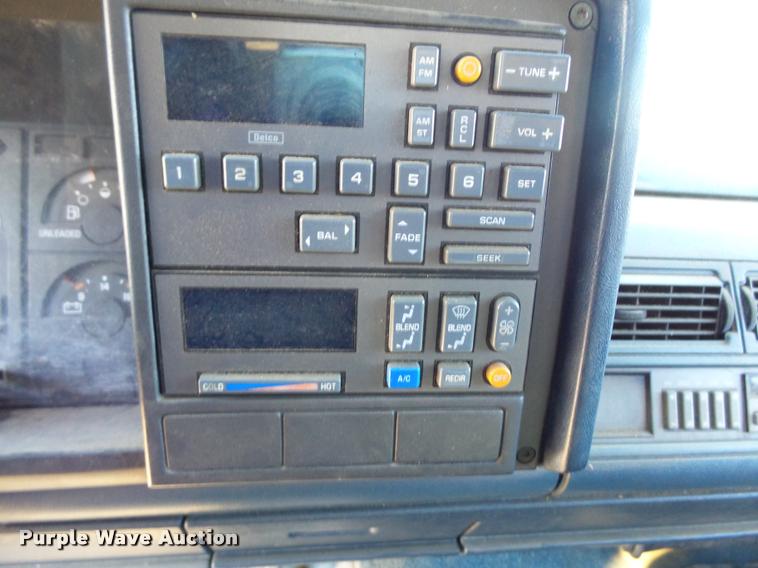 image for item AL9094 1991 Chevrolet 1500 Z71 Ext. Cab pickup truck