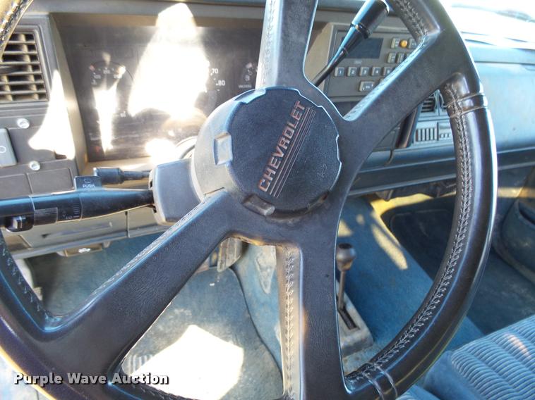 image for item AL9094 1991 Chevrolet 1500 Z71 Ext. Cab pickup truck