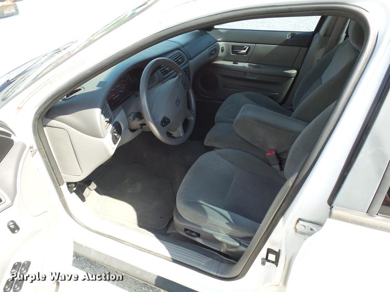 image for item BK9578 2003 Ford Taurus