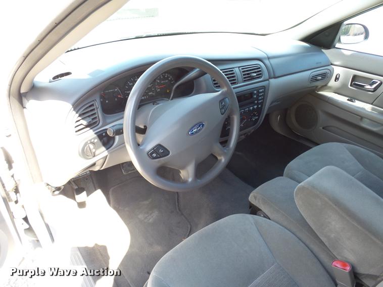 image for item BK9578 2003 Ford Taurus