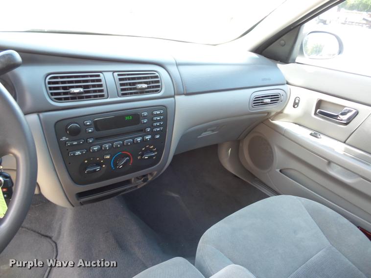 image for item BK9578 2003 Ford Taurus