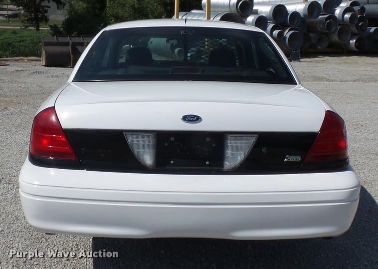 image for item BK9579 2009 Ford Crown Victoria Police Interceptor