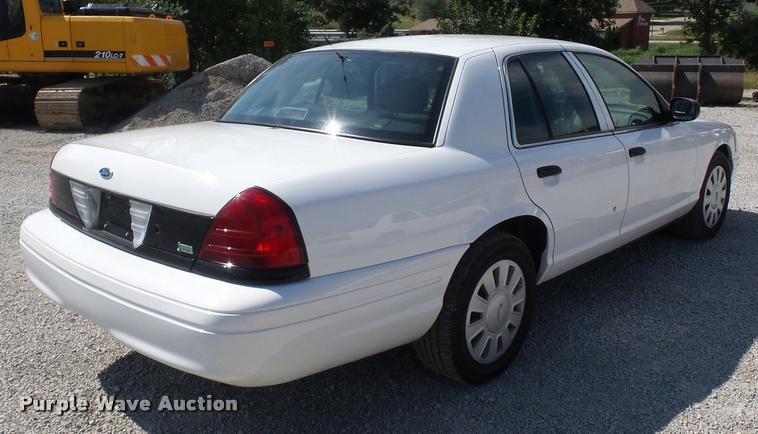 image for item BK9579 2009 Ford Crown Victoria Police Interceptor