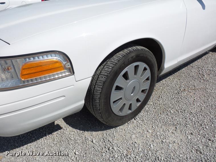 image for item BK9579 2009 Ford Crown Victoria Police Interceptor